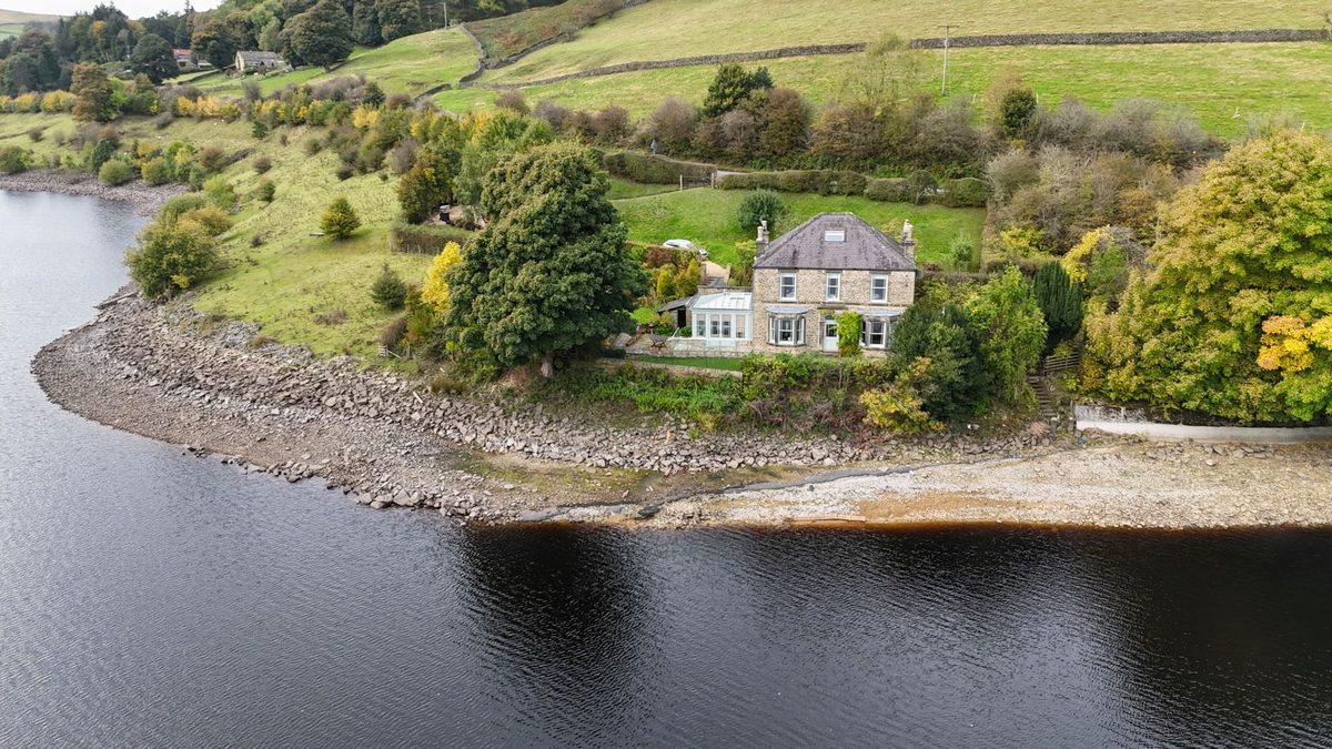 Cosy Pet Friendly Cottage in Peak District